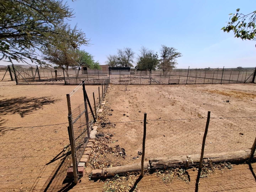 4 Bedroom Property for Sale in Karos Northern Cape